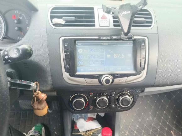 [南通·苏F] 二手铃木雨燕2011款 1.5L 自动运动版