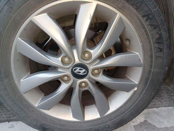 [嘉兴·苏J] 二手现代朗动2015款 1.6L 手动领先型