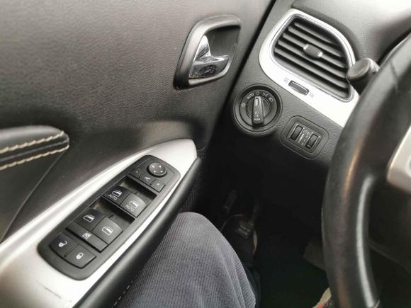 [合肥·皖A] 二手道奇酷威2013款 2.4L 两驱尊尚版