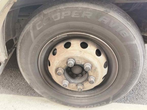 [杭州·浙A] 二手依维柯依维柯褒迪2012款 2.5T-A32 基本型