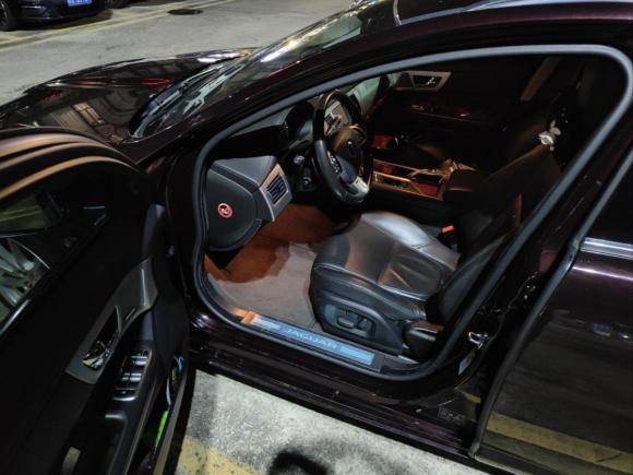 [广州·粤A] 二手捷豹捷豹XF2015款 XF 2.0T Sportbrake 豪华版