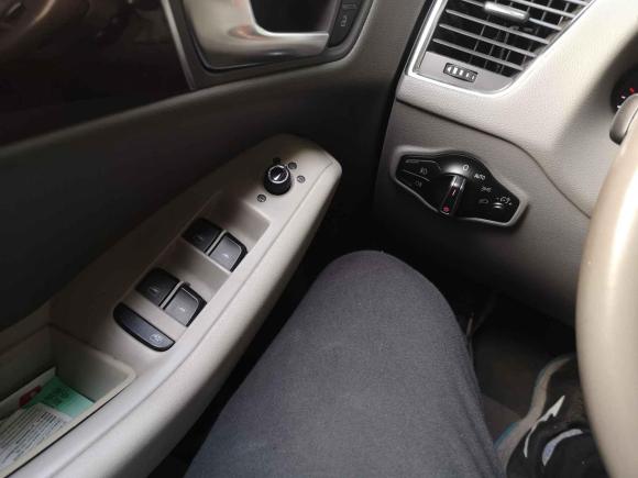 [上海·沪A] 二手奥迪奥迪Q52011款 2.0TFSI 技术型