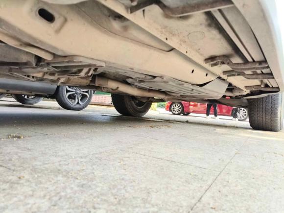 [嘉兴·沪B] 二手Jeep大切诺基2015款 3.0TD 柴油 舒享导航版