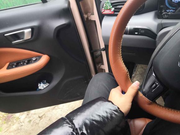 [嘉兴·浙F] 二手零跑汽车零跑T032021款 400轻享版 三元锂