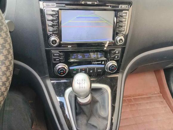 [湖州·浙E] 二手哈弗哈弗H62015款 升级版 1.5T 手动两驱精英型