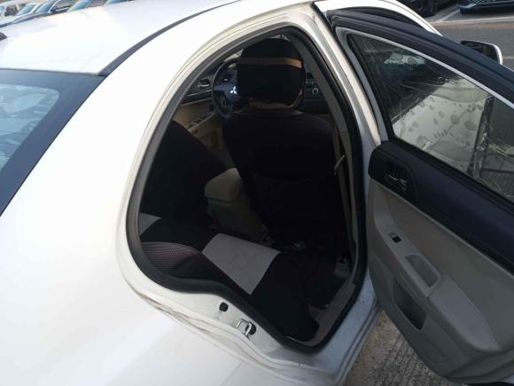 [宁波·浙B] 二手三菱翼神2011款 时尚版 1.8L CVT舒适型