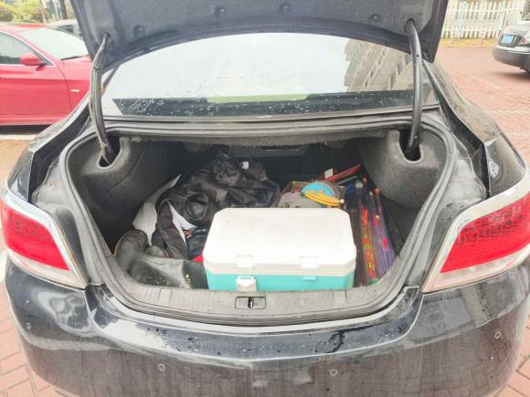 [宁波·浙B] 二手别克君越2010款 2.4L豪华版