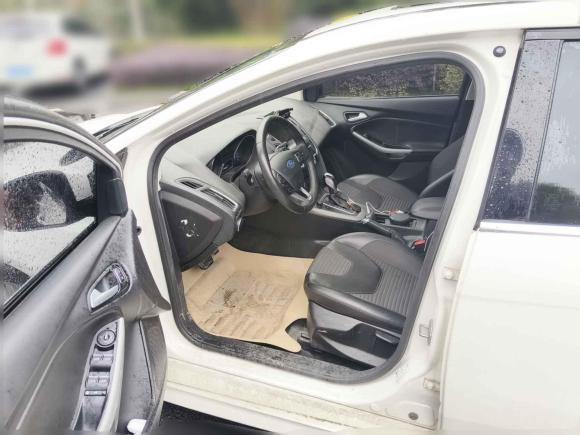 [南京·苏A] 二手福特福克斯2015款 两厢 EcoBoost 180 自动运动型