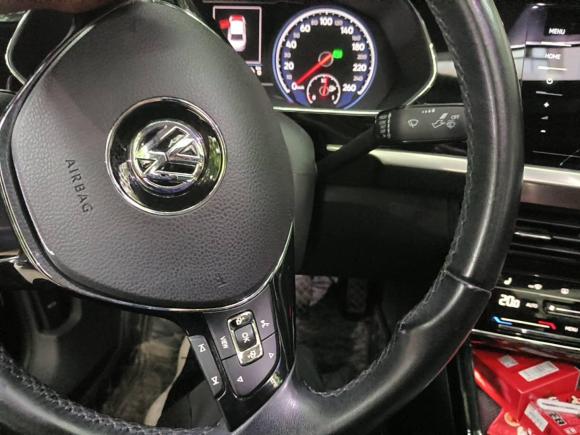 [上海·沪A] 二手大众帕萨特新能源2020款 430PHEV 混动精英版 国VI