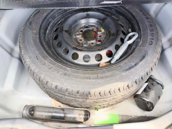 [广州·粤R] 二手荣威荣威3502015款 1.5L 自动豪华天窗版