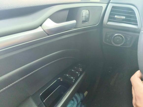 [深圳·粤L] 二手福特蒙迪欧2013款 2.0L GTDi240豪华运动型