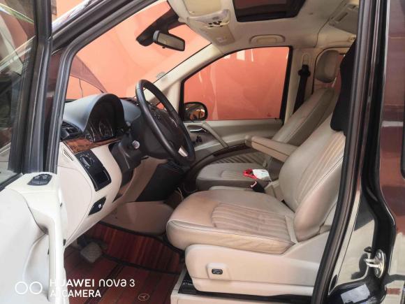 [青岛·鲁U] 二手奔驰唯雅诺2010款 2.5L 尊贵版