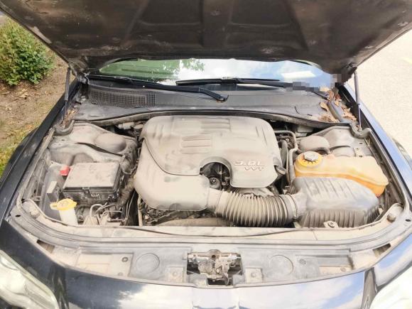 [苏州·苏E] 二手克莱斯勒克莱斯勒300C2014款 3.0L 卓越版