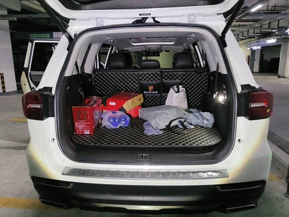 [上海·川R] 二手荣威荣威RX82019款 30T 智联网两驱超群旗舰版