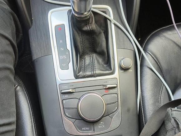 [广州·桂R] 二手奥迪奥迪A32014款 Sportback 35 TFSI 自动舒适型