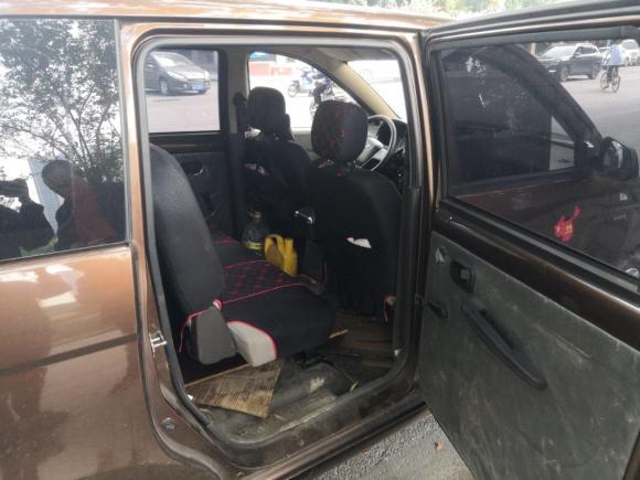 [成都·川A] 二手五菱汽车五菱宏光2015款 1.5L S 基本型国IV