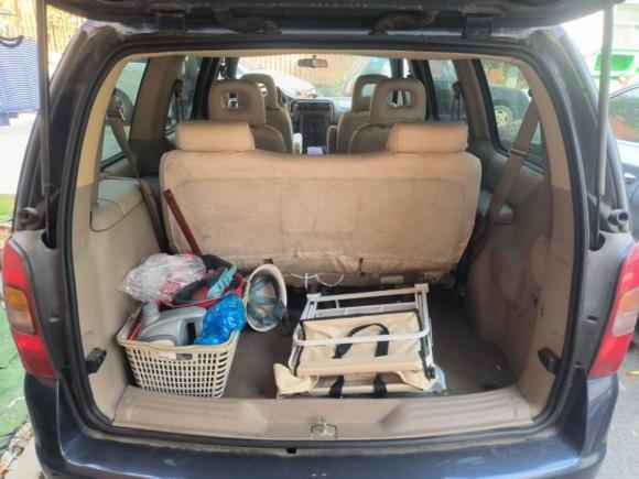 [上海·沪G] 二手别克别克GL82005款 2.5L CT2 舒适型