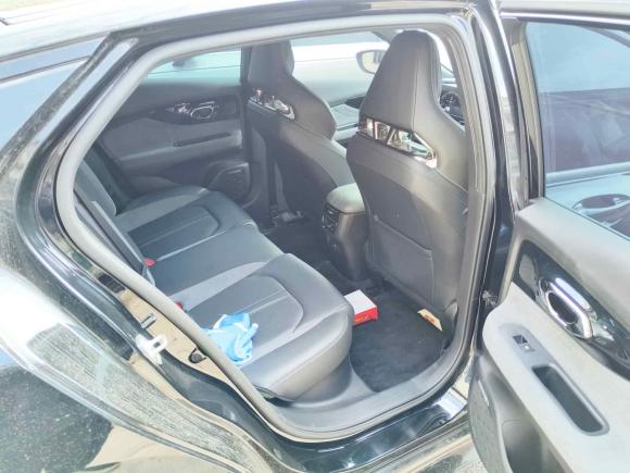 [济南·鲁S] 二手广汽传祺影豹2023款 400T 自动R PRO