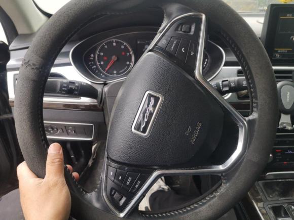 [上海·苏C] 二手众泰众泰Z7002016款 1.8T DCT尊贵型