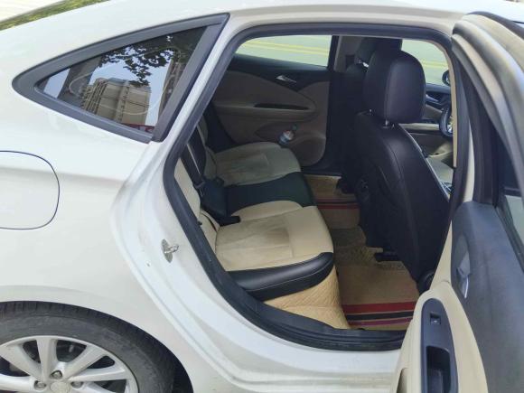 [济南·鲁A] 二手别克威朗2018款 三厢 15S 自动领先型