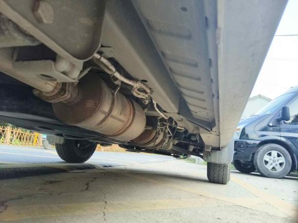 [杭州·浙E] 二手东风御风御风2023款 V9+ 2.0T 自动前驱多功能短轴低顶5/6座