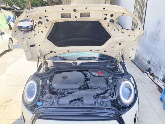 [上海·苏U] 二手MINIMINI2022款 1.5T COOPER 艺术家 五门版