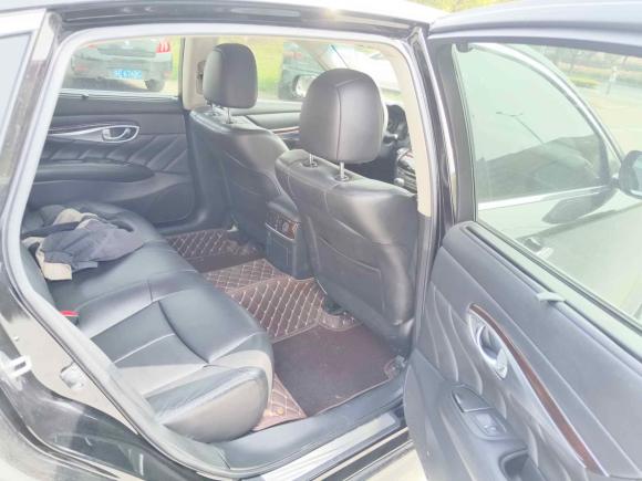 [苏州·苏U] 二手英菲尼迪英菲尼迪Q702017款 Q70L 2.5L 悦享版