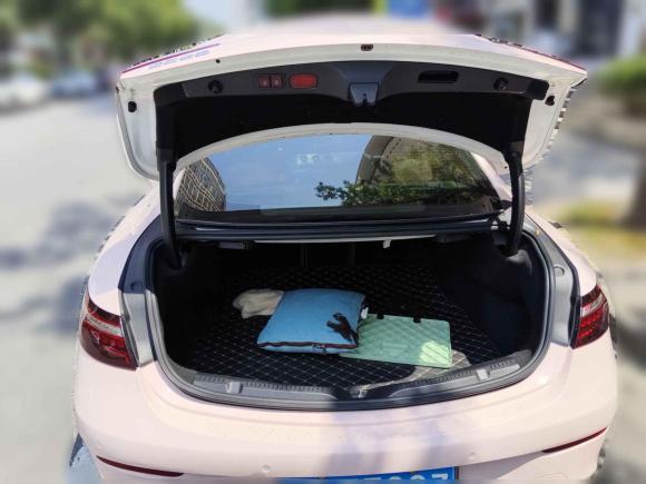 [无锡·苏B] 二手奔驰奔驰E级2023款 E 260 轿跑车