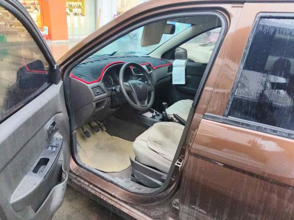 [金华·浙G] 二手五菱汽车五菱宏光2015款 1.2L S 基本型国V