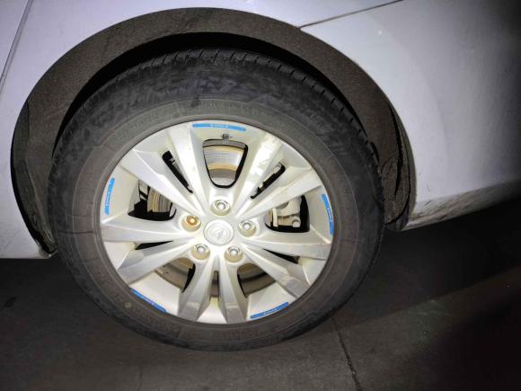 [青岛·鲁B] 二手长安逸动新能源2016款 纯电动豪华型