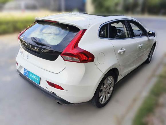 [上海·沪G] 二手沃尔沃沃尔沃V402014款 2.0T 智雅版