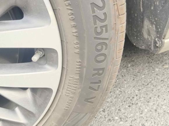 [上海·沪F] 二手别克别克GL82023款 ES陆尊 舒适型