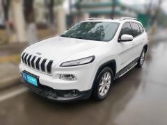 [武汉·鄂A] Jeep自由光2016款 2.4L 领先版