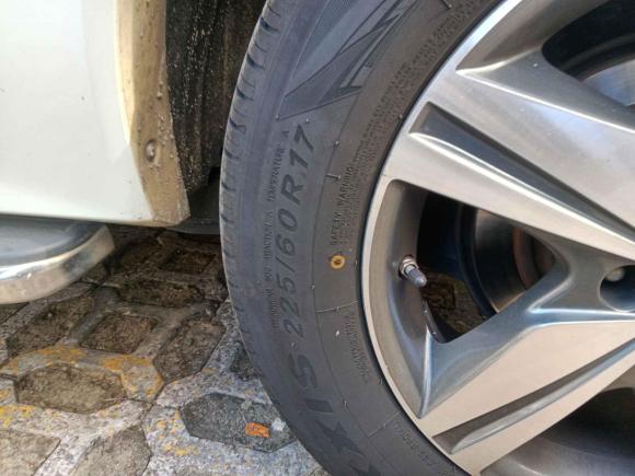 [苏州·苏E] 二手雷诺科雷傲2014款 改款 2.5L 两驱舒适版