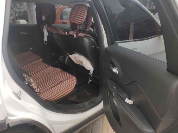 [济南·鲁A] 二手Jeep自由光2016款 2.4L 领先版