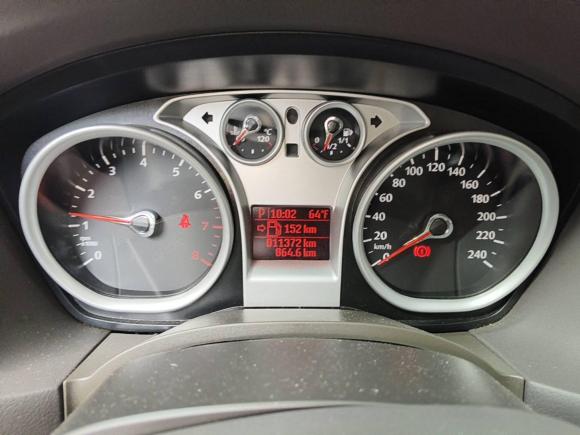 [杭州·浙A] 二手福特福克斯2013款 三厢经典 1.8L 自动基本型