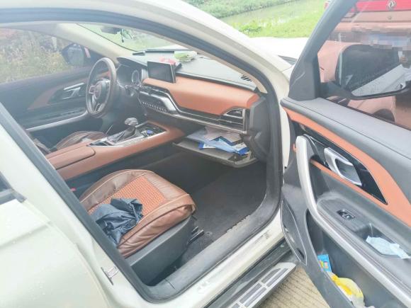 [嘉兴·赣E] 二手众泰众泰T5002018款 1.5T 自动尊享型