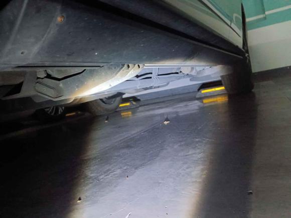 [南京·苏A] 二手英菲尼迪英菲尼迪QX602016款 2.5 S/C Hybrid 两驱卓越版 国V