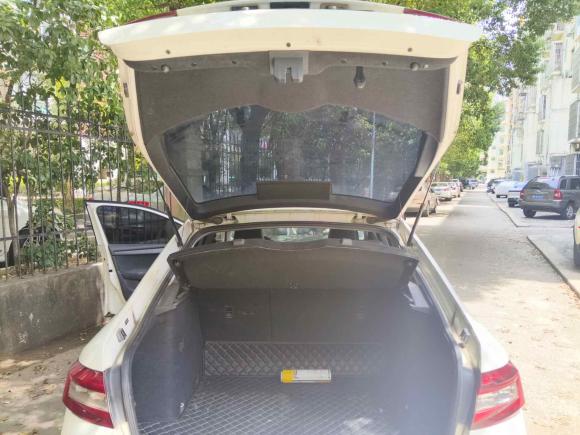 [南昌·赣A] 二手斯柯达明锐2018款 1.6L 手动标准版