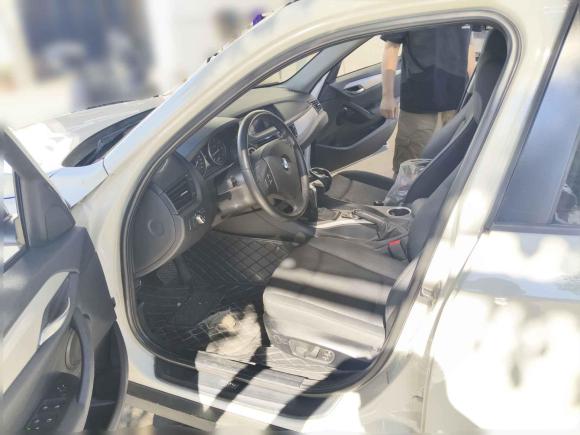 [上海·沪B] 二手宝马宝马X12012款 sDrive18i豪华型