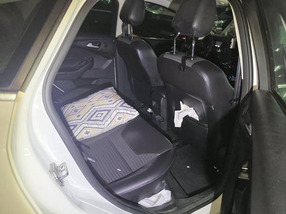 [武汉·鄂A] 二手福特福克斯2015款 两厢 EcoBoost 180 自动运动型