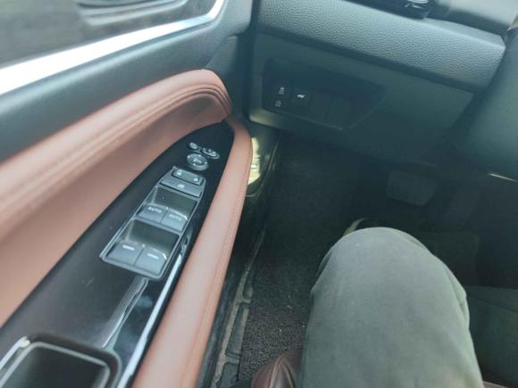 [义乌·浙G] 二手本田本田UR-V2020款 370TURBO 两驱尊雅版