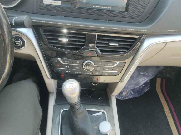 [武汉·鄂K] 二手启辰启辰T902017款 2.0L 手动智尚版