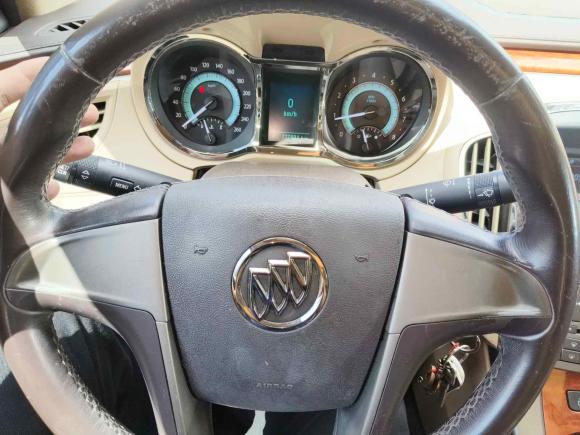 [深圳·粤B] 二手别克君越2012款 2.4L SIDI雅致版