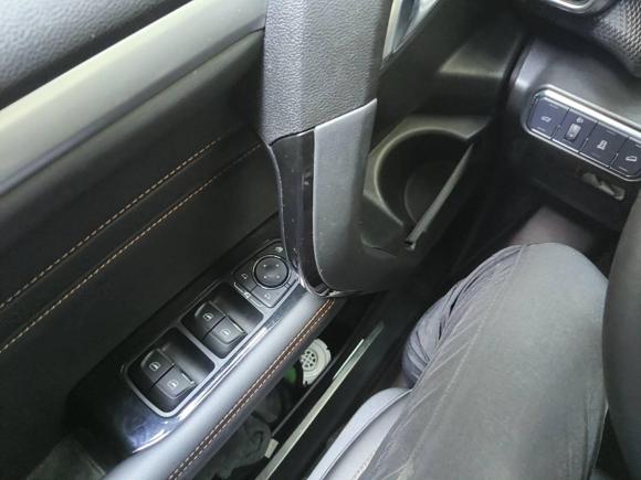 [上海·沪D] 二手哈弗哈弗大狗2021款 1.5T DCT两驱马犬版