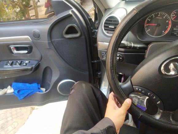 [台州·黑D] 二手哈弗哈弗H5经典2013款 智尊版 2.0T手动四驱精英型