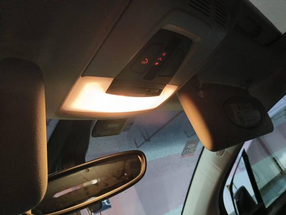 [无锡·苏B] 二手宝马宝马i32016款 升级款时尚型