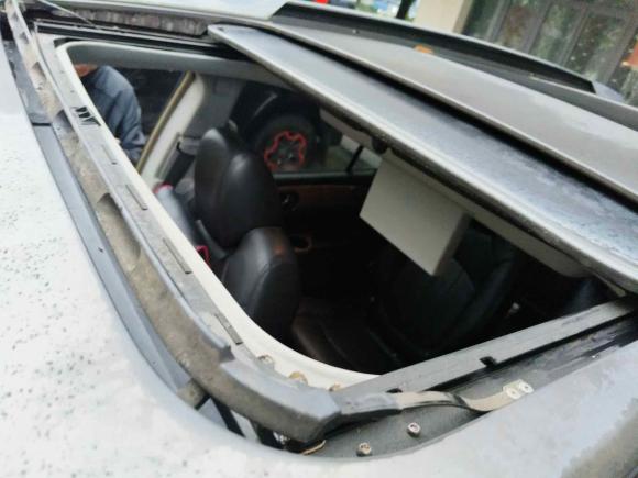 [温州·浙C] 二手别克昂科雷2010款 3.6L 旗舰版