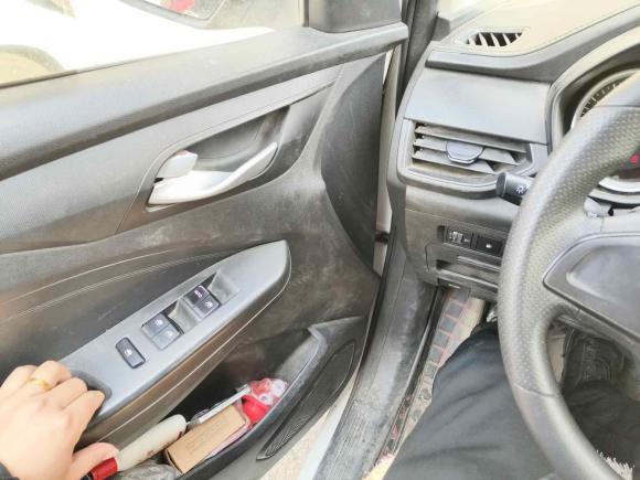 [南昌·赣A] 二手五菱汽车五菱宏光S32018款 1.5L 手动标准型 国V