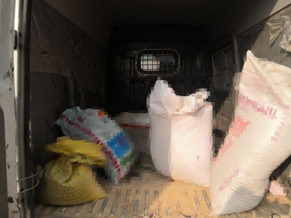 [济南·鲁A] 二手依维柯依维柯得意2017款 2.8T V35箱货3座43S5